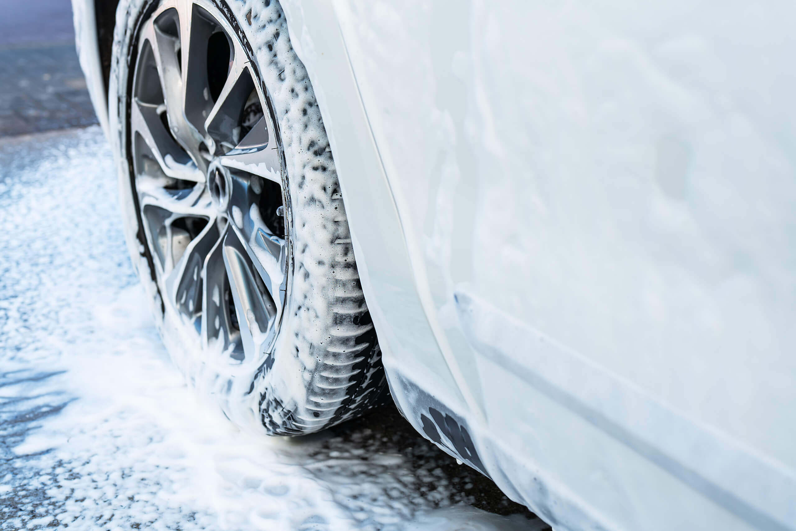 What Is Snow Foam?  The Complete Guide For 2022